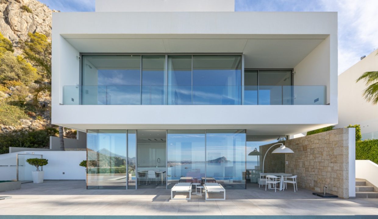 Promoción Villa con impresionantes vistas al mar, obra nueva en Altea (Revista)