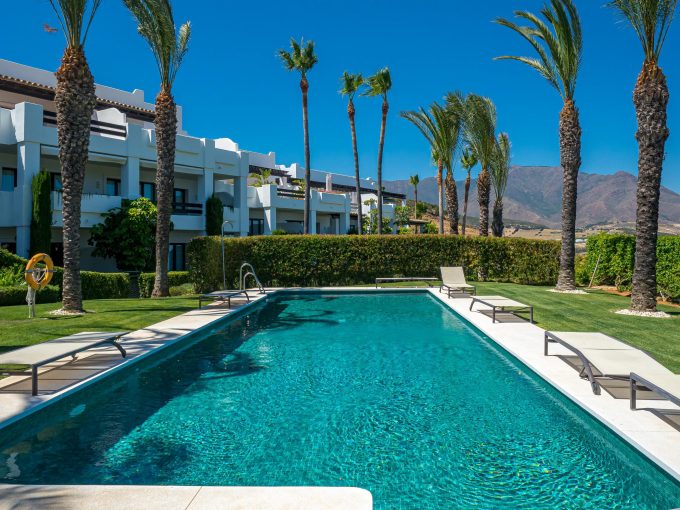 Promoción Hermoso apartamento en Altos de Cortesín 509586, obra nueva en Casares (Revista)
