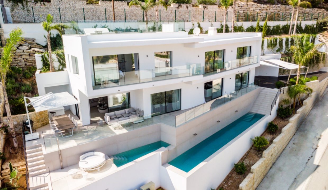 Promoción Villa excepcional en la prestigiosa zona de Mar Azul, obra nueva en Jávea (Revista)