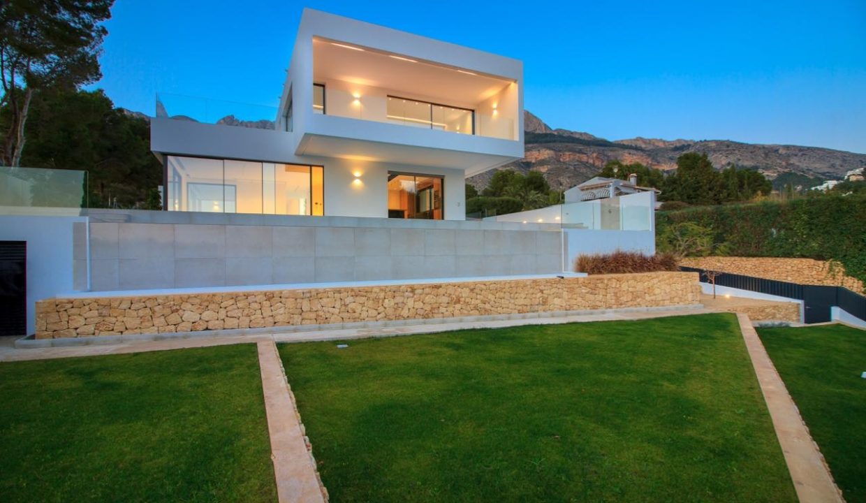 Promoción Impresionante villa de nueva construcción, obra nueva en Altea (Revista)