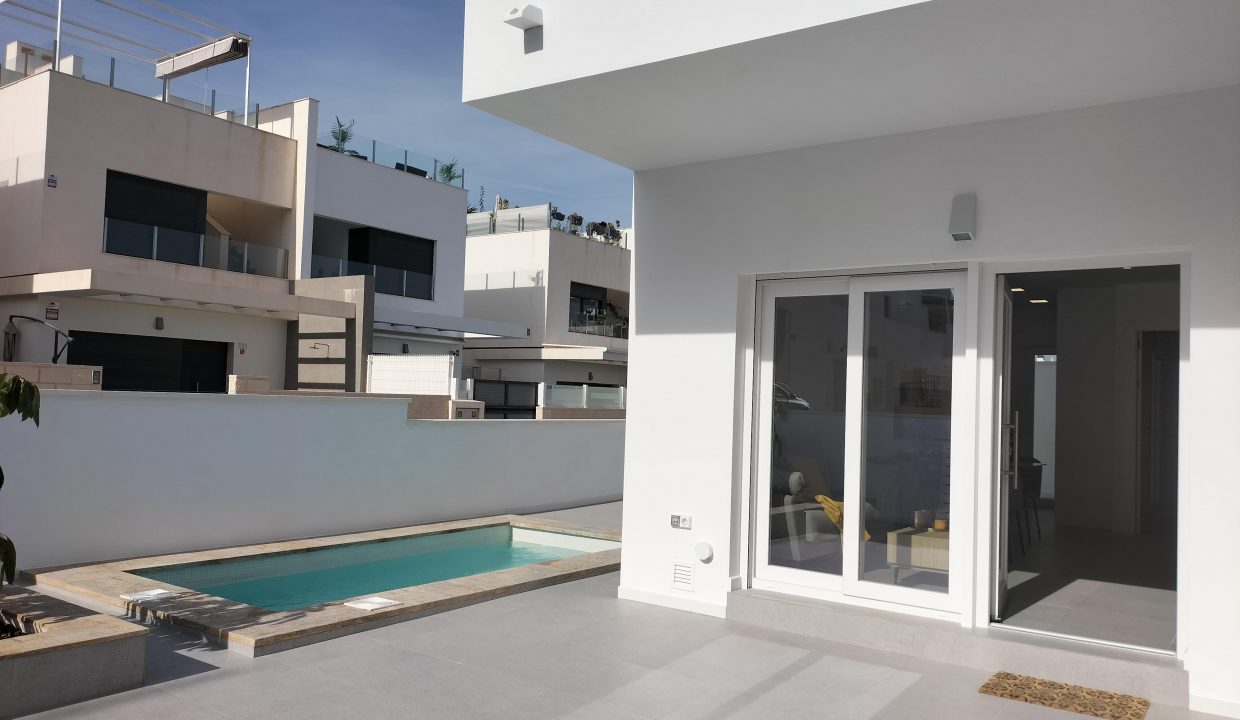 Promoción Residencial Atomium, obra nueva en Orihuela (Revista)