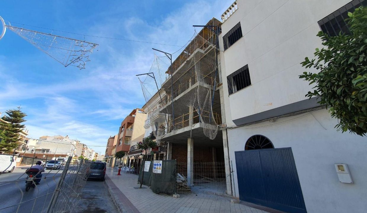 Promoción Edificio Bahia, obra nueva en Algarrobo-Costa (Revista)