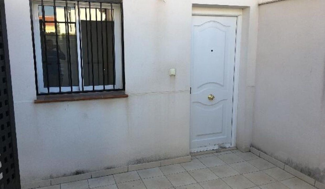 Promoción RESIDENCIAL CARLOS CANO, obra nueva en Urbanización "Cuesta de los chinos" (Revista)
