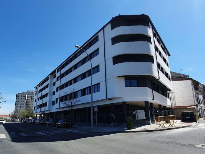 Promoción Poeta Pérez Parallé, Canido, Ferrol, obra nueva en Ferrol (Revista)
