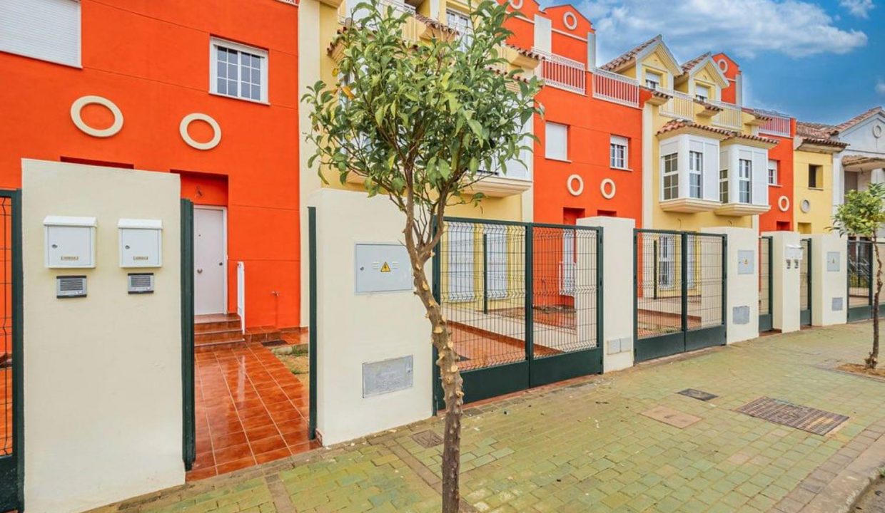 Promoción Adosados en Aljaraque, obra nueva en Corrales (Revista)