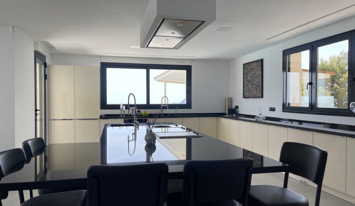 Promoción Excepcional villa de estilo moderno, obra nueva en Altea (Revista)