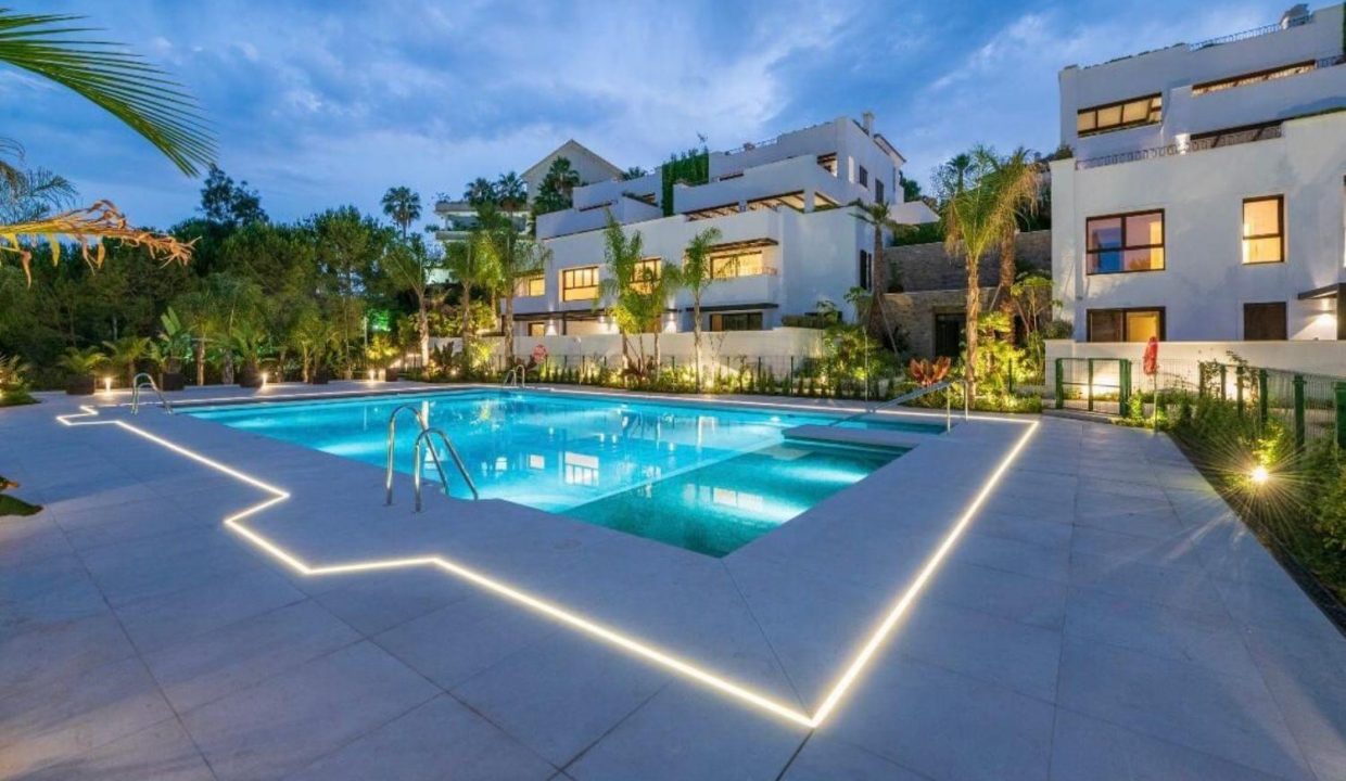 Promoción Lomas del Rey, obra nueva en Marbella (Revista)
