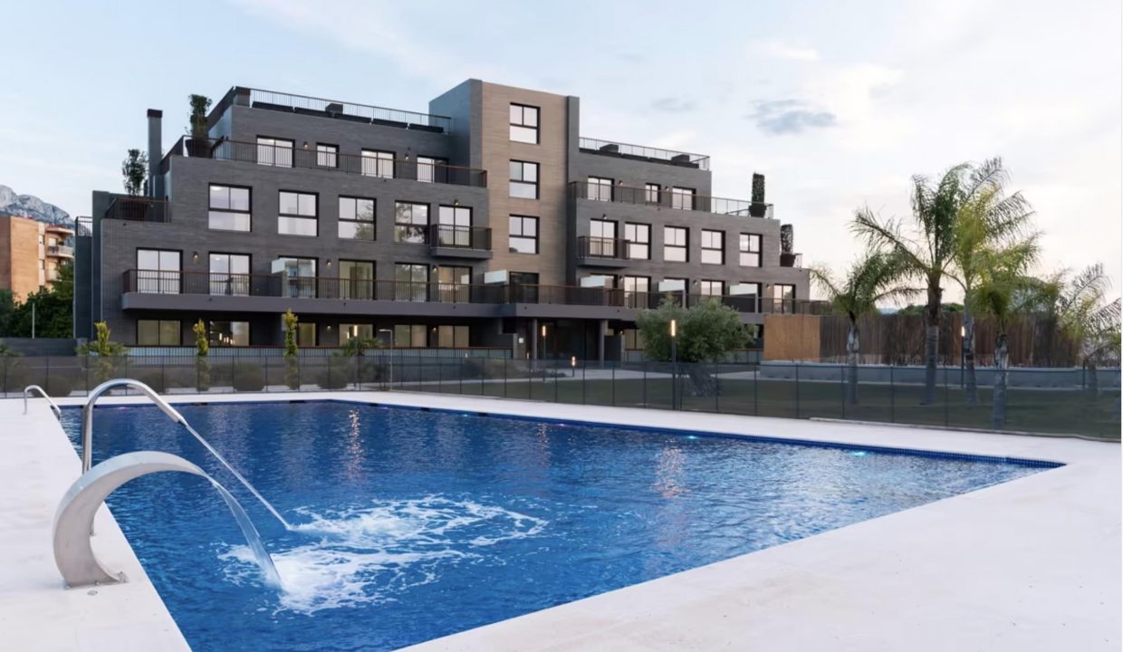 Promoción Las Lomas de Denia, obra nueva en Denia (Revista)
