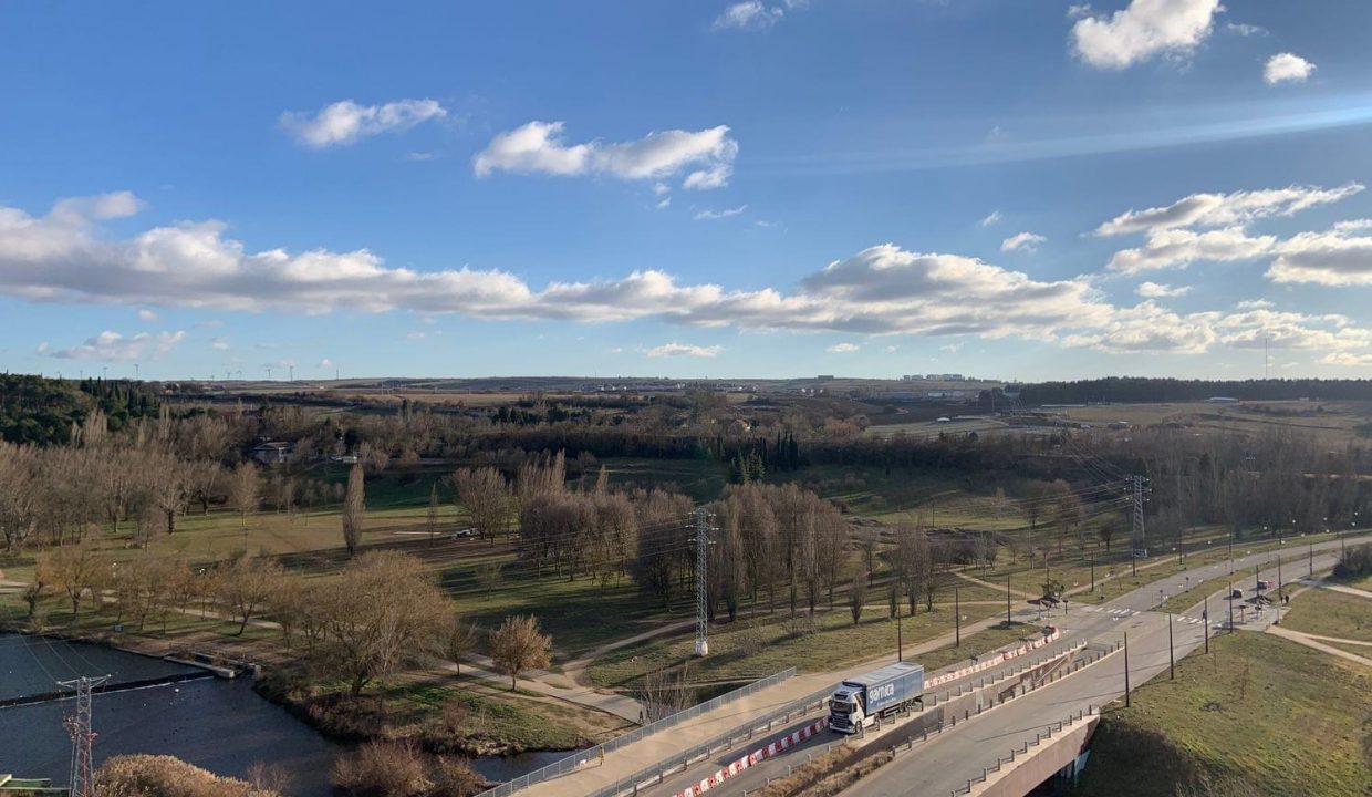Promoción Torres de Fuentes Blancas, obra nueva en Burgos (Revista)