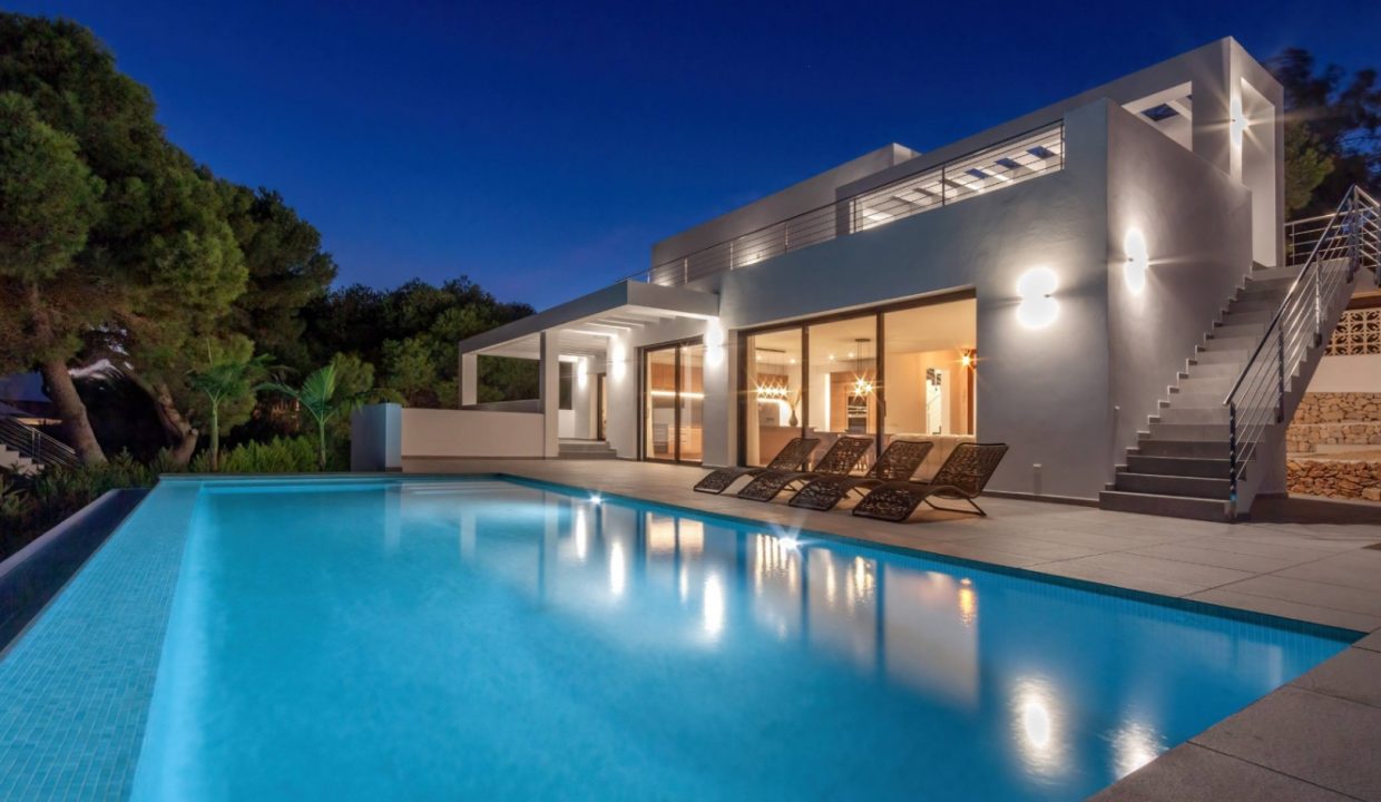 Promoción Impresionante villa de estilo minimalista, obra nueva en Jávea (Revista)