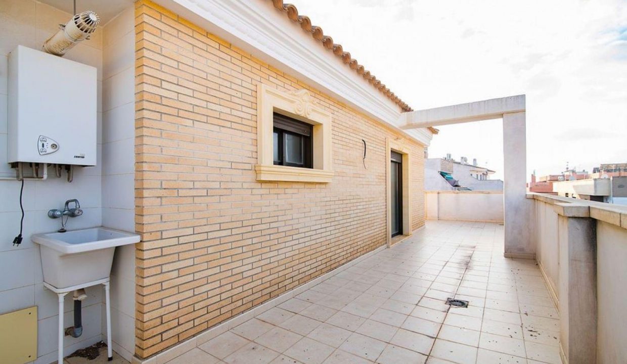 Promoción Promoción residencial en C/ Canónigo Lozano, obra nueva en Jumilla (Revista)