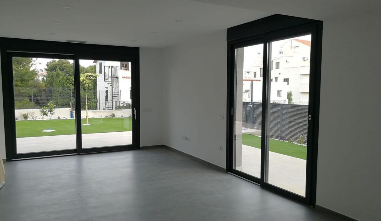 Promoción calle Roure 6, obra nueva en Alcocéber (Revista)