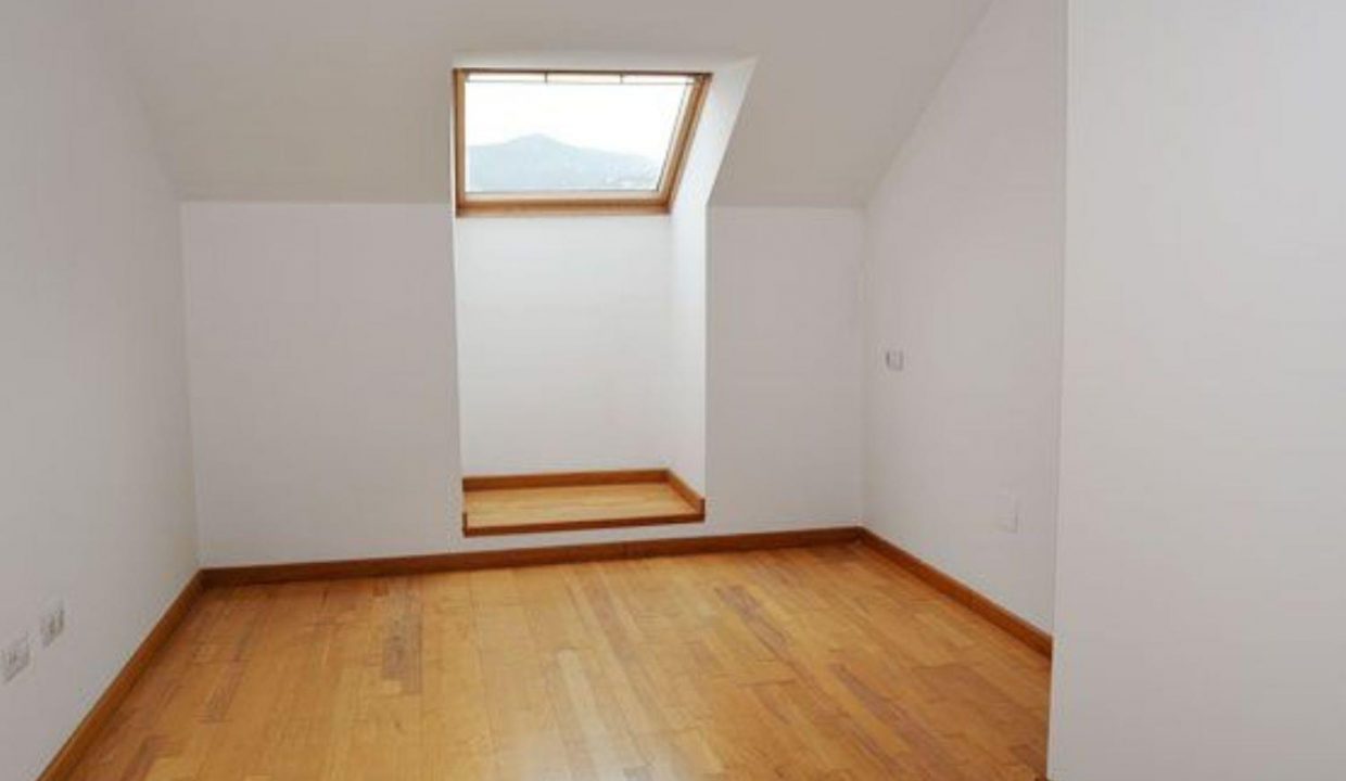 Promoción Langreo, obra nueva en La Peña (Revista)