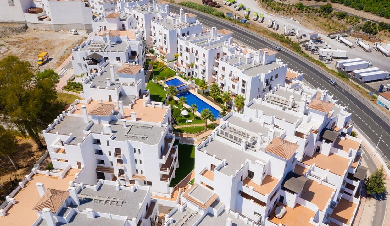 Promoción Oasis de Salobreña, obra nueva en Salobreña (Revista)