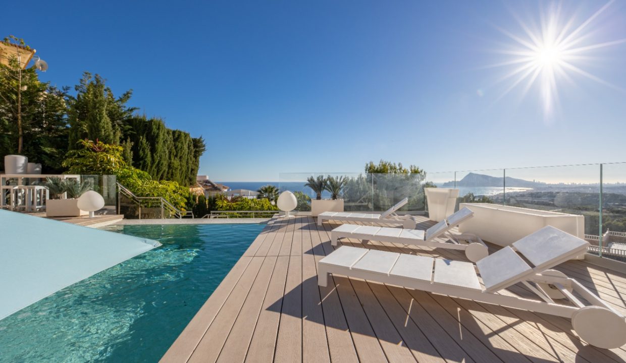 Promoción Villa con imponentes vistas a la bahía, obra nueva en Altea (Revista)