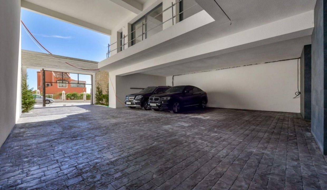 Promoción Villas Montroyal Fase III, obra nueva en Finestrat (Revista)