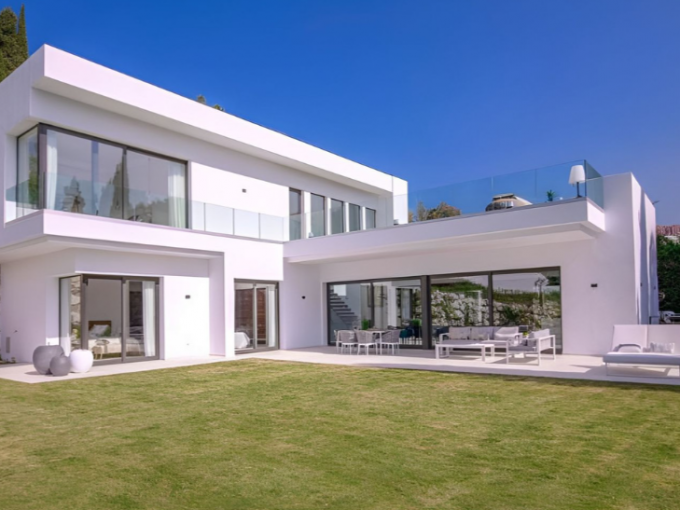 Promoción Residencia excepcional con una ubicación privilegiada, obra nueva en Benahavís (Revista)