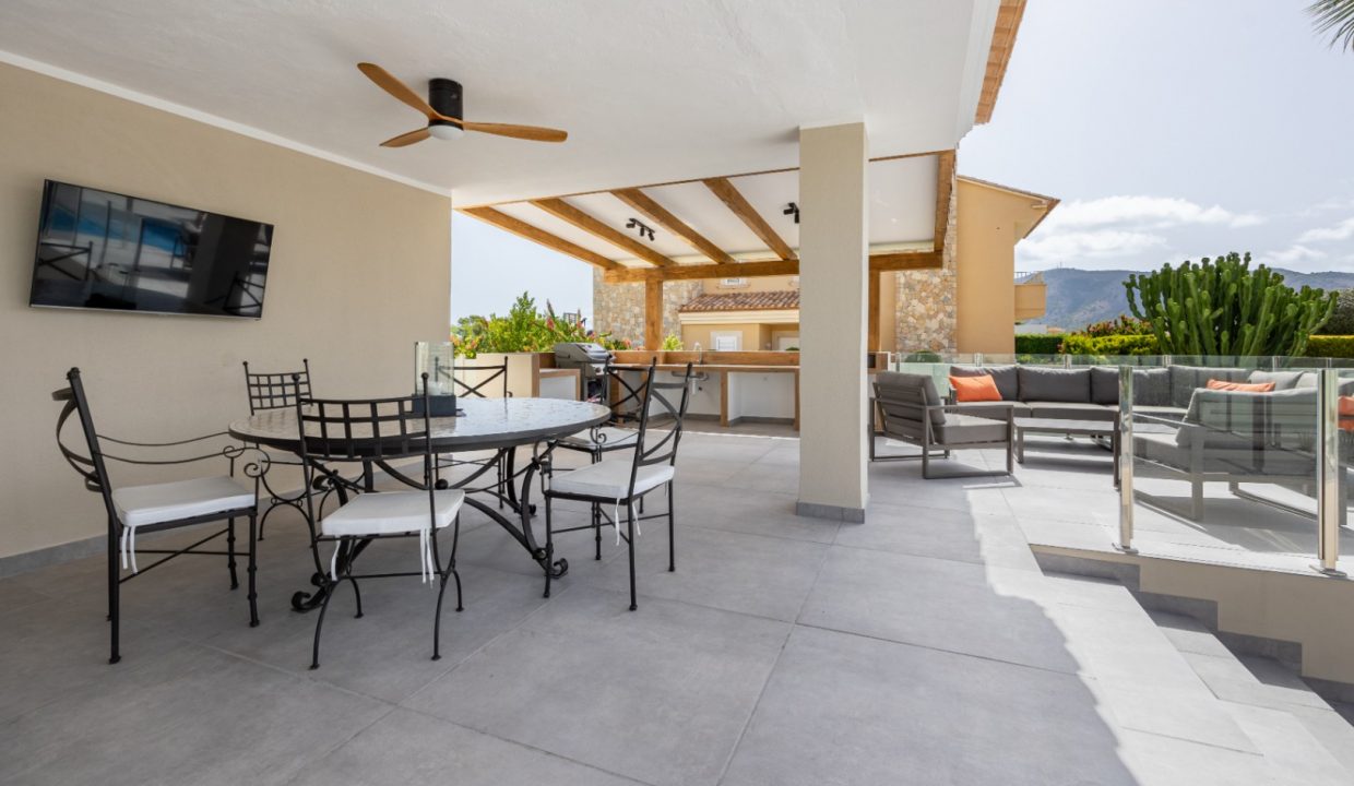 Promoción Hermosa villa moderna, obra nueva en Altea (Revista)