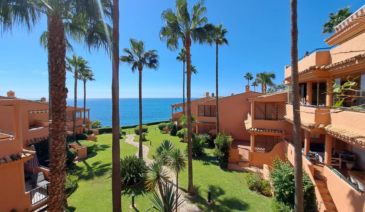 Promoción Bermuda Beach 510232, obra nueva en Estepona (Revista)