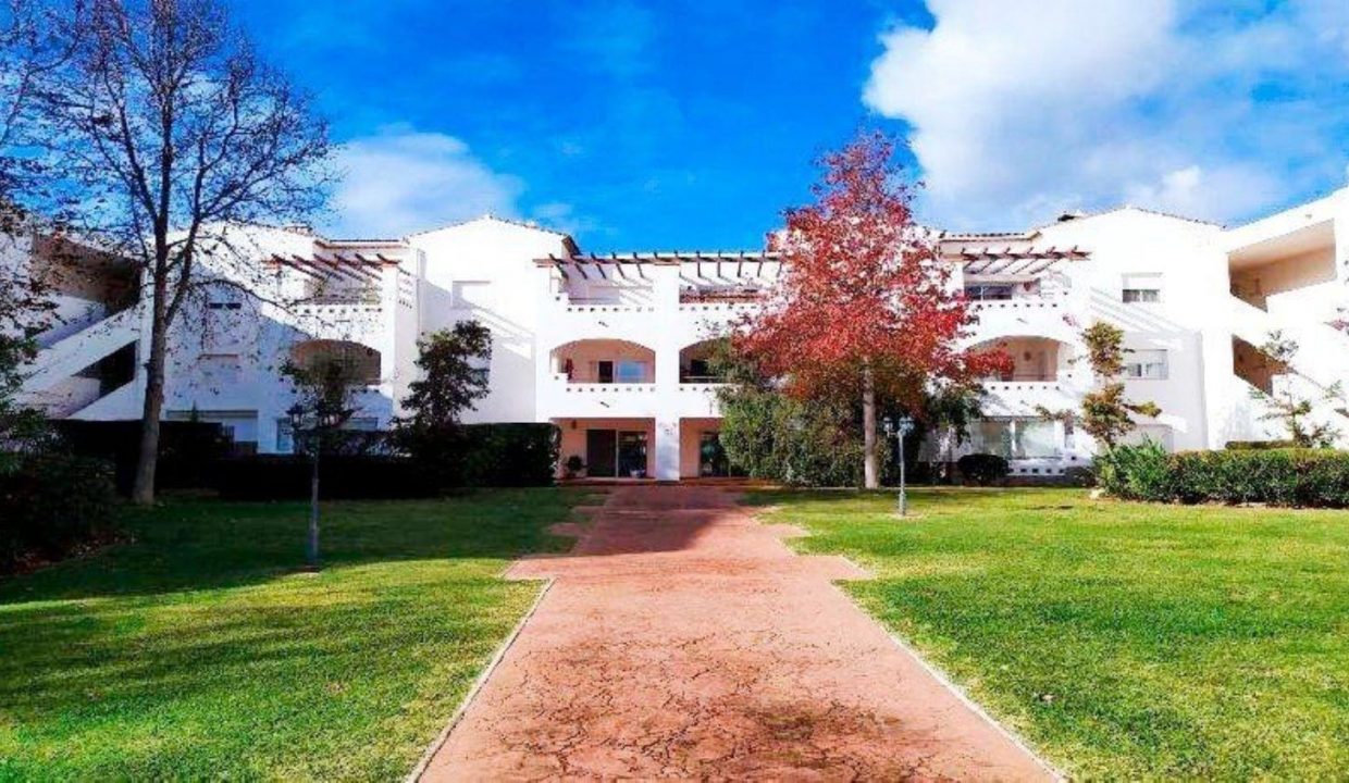 Promoción LÍNEA DE LA CONCEPCIÓN (LA), obra nueva en San Roque (Revista)