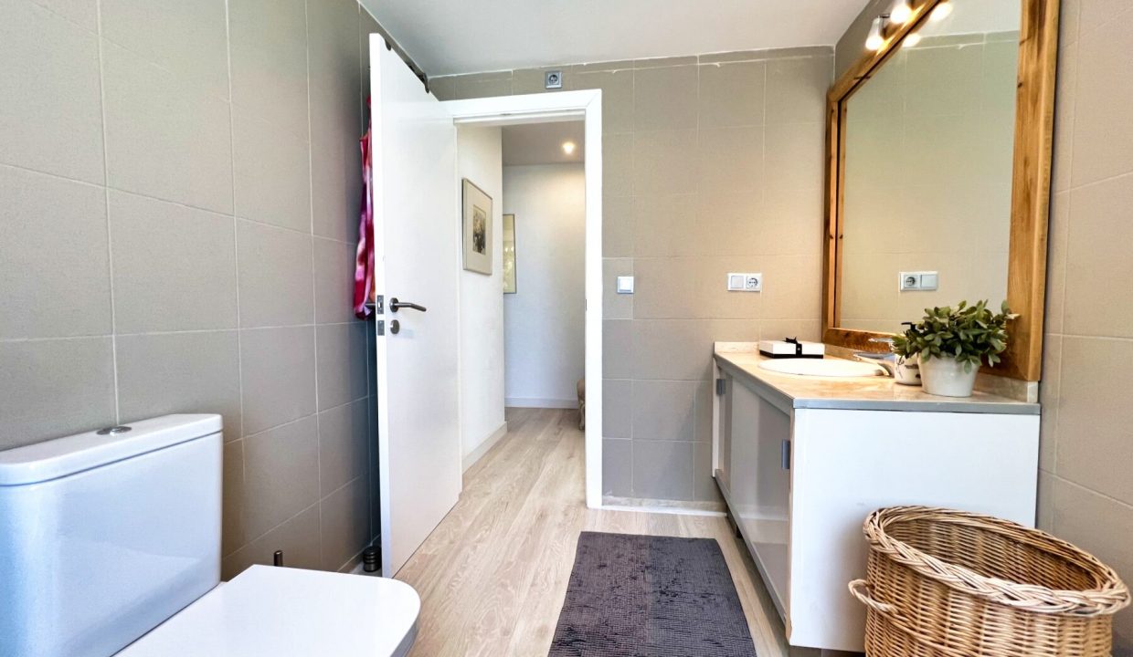 Promoción Exclusiva villa adosada, obra nueva en Altea (Revista)