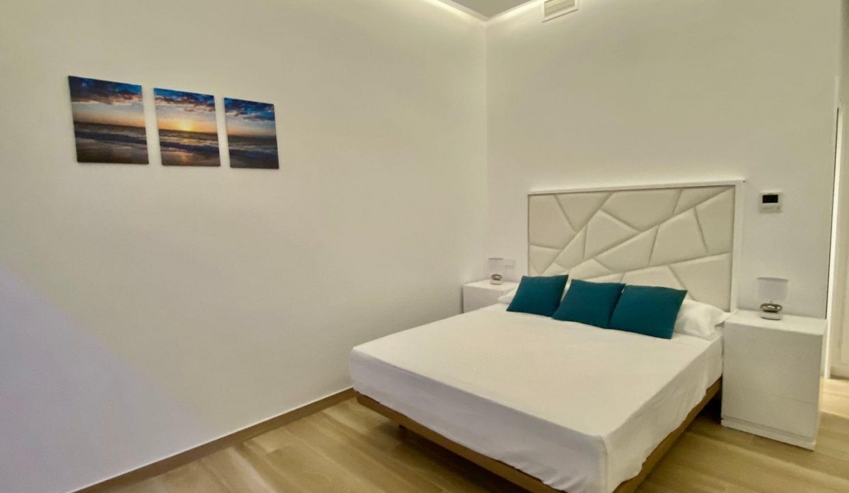 Promoción Urb. Valdemar, obra nueva en La Herradura (Revista)