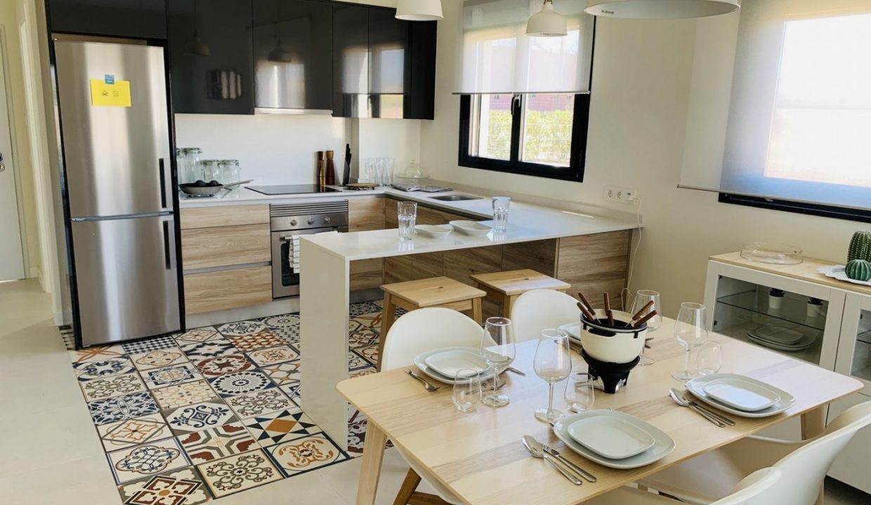 НОВЫЕ АПАРТАМЕНТЫ НА ПОЛЕ ДЛЯ ГОЛЬФА CONDADO DE ALHAMA