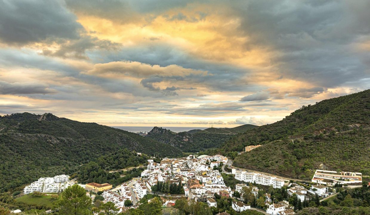 НОВЫЙ ЖИЛОЙ КОМПЛЕКС В LOS JARALILLOS, BENAHAVIS