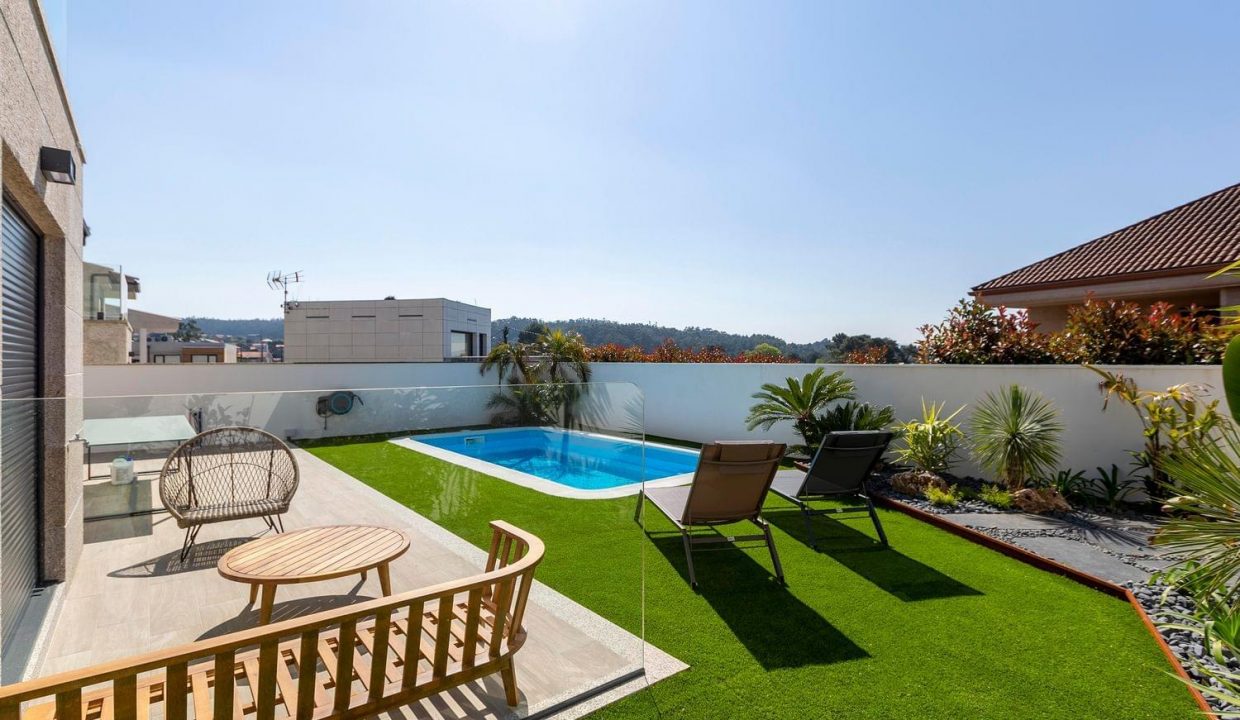 Promoción Urbanización La Ermita A Lanzada, obra nueva en Maior (Revista)
