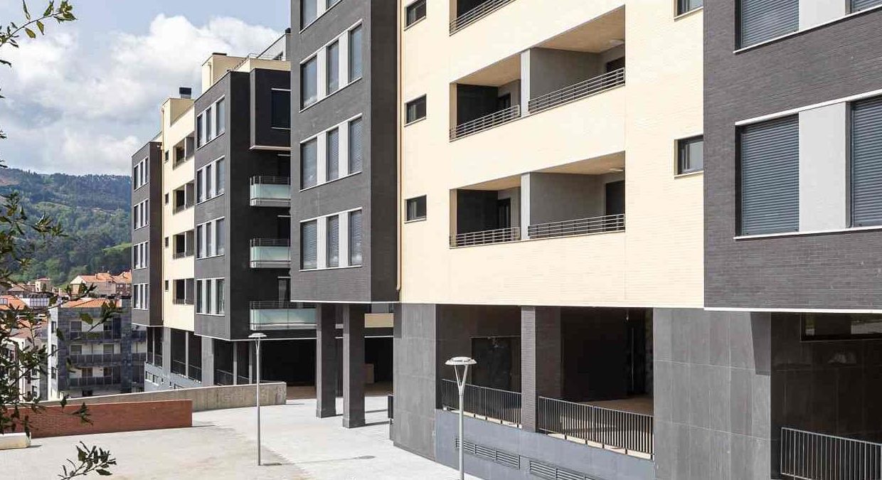 Promoción Aritzatxu Berdea, obra nueva en Bermeo (Revista)