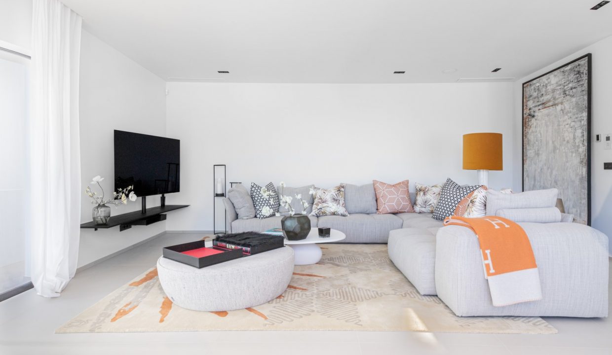 Promoción Villa excepcional en la prestigiosa zona de Mar Azul, obra nueva en Jávea (Revista)