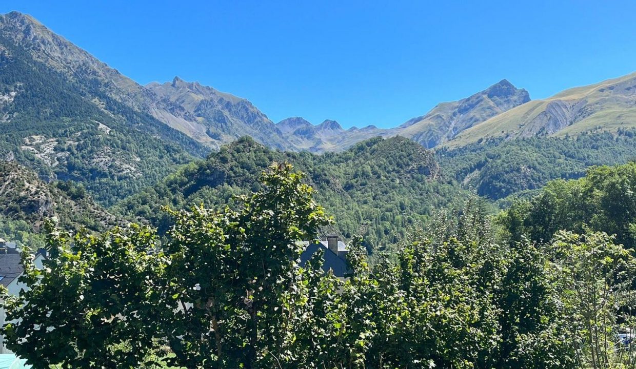 Promoción Urbanización Rincón del Verde, obra nueva en Panticosa (Revista)