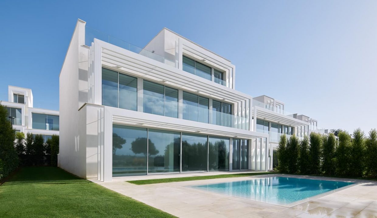 Promoción La Finca, obra nueva en San Roque (Revista)