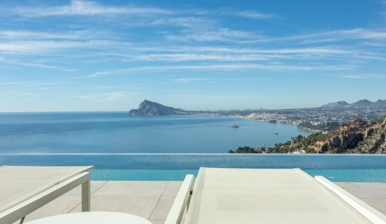 Promoción Villa con impresionantes vistas al mar, obra nueva en Altea (Revista)