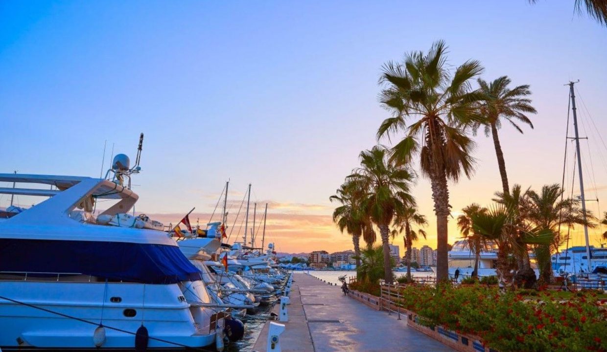 Promoción Bella Beach Denia, obra nueva en Denia (Revista)