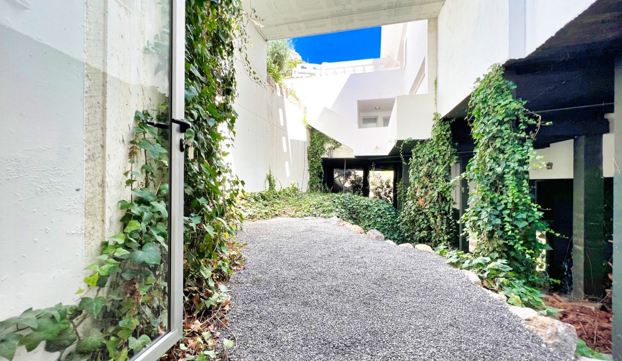 Promoción Exclusiva villa adosada, obra nueva en Altea (Revista)