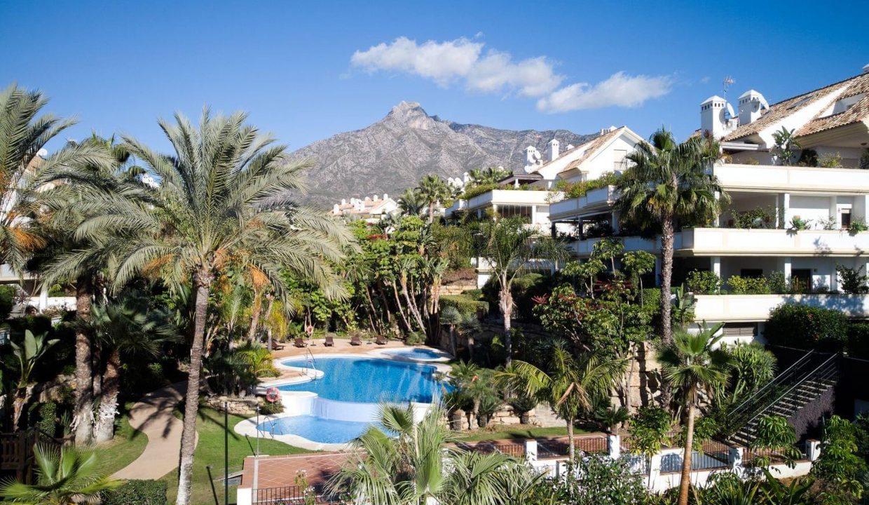 Promoción Lomas del Rey, obra nueva en Marbella (Revista)