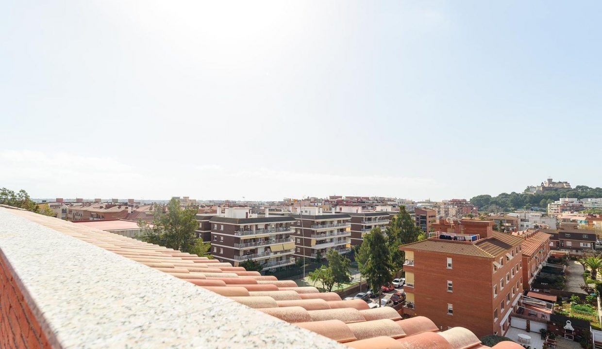 Promoción Ramón Otero Pedrayo 65, obra nueva en Castelldefels (Revista)