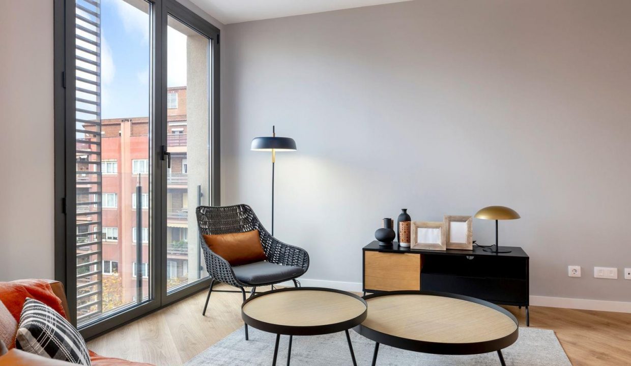 Promoción Nàpols, obra nueva en Barcelona (Revista)