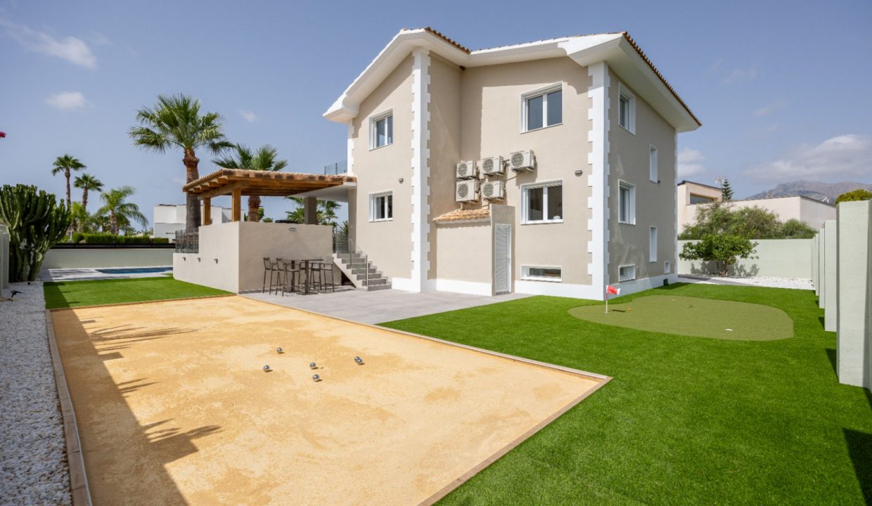 Promoción Hermosa villa moderna, obra nueva en Altea (Revista)