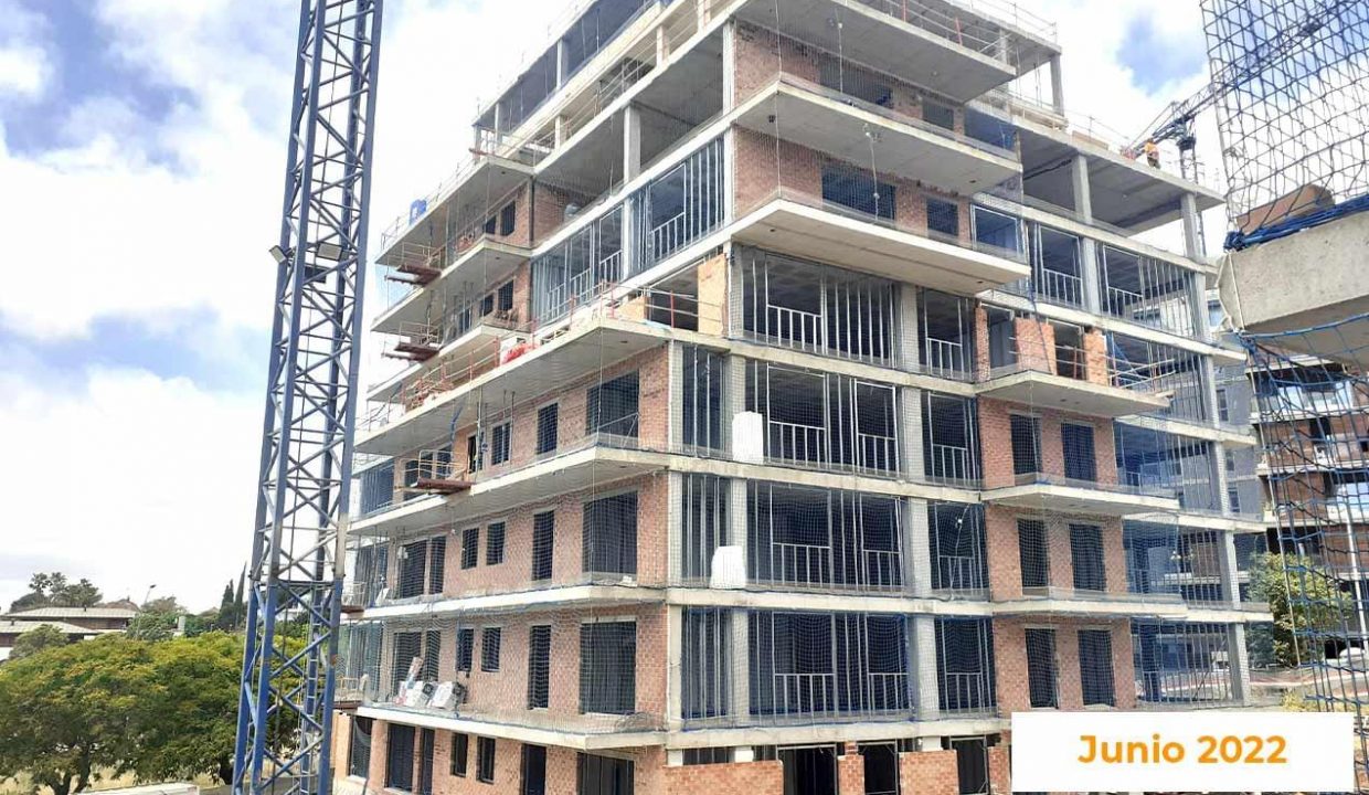 Promoción Finestrelles II, obra nueva en Esplugues de Llobregat (Revista)