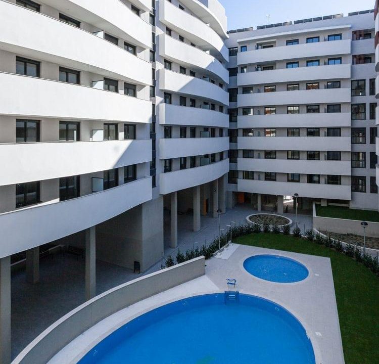 Promoción Les Arts, obra nueva en l'Hospitalet de Llobregat (Revista)