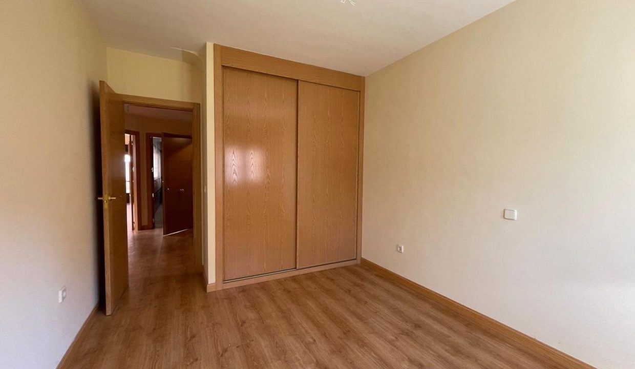 Promoción Promoción residencial en C/ Los Morales, obra nueva en Almorox (Revista)