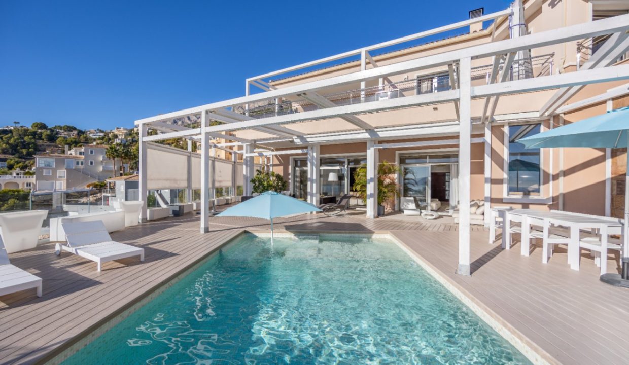 Promoción Villa con imponentes vistas a la bahía, obra nueva en Altea (Revista)