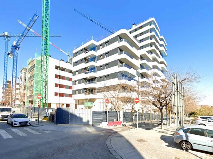 Promoción Torre Estronci 71, obra nueva en l'Hospitalet de Llobregat (Revista)