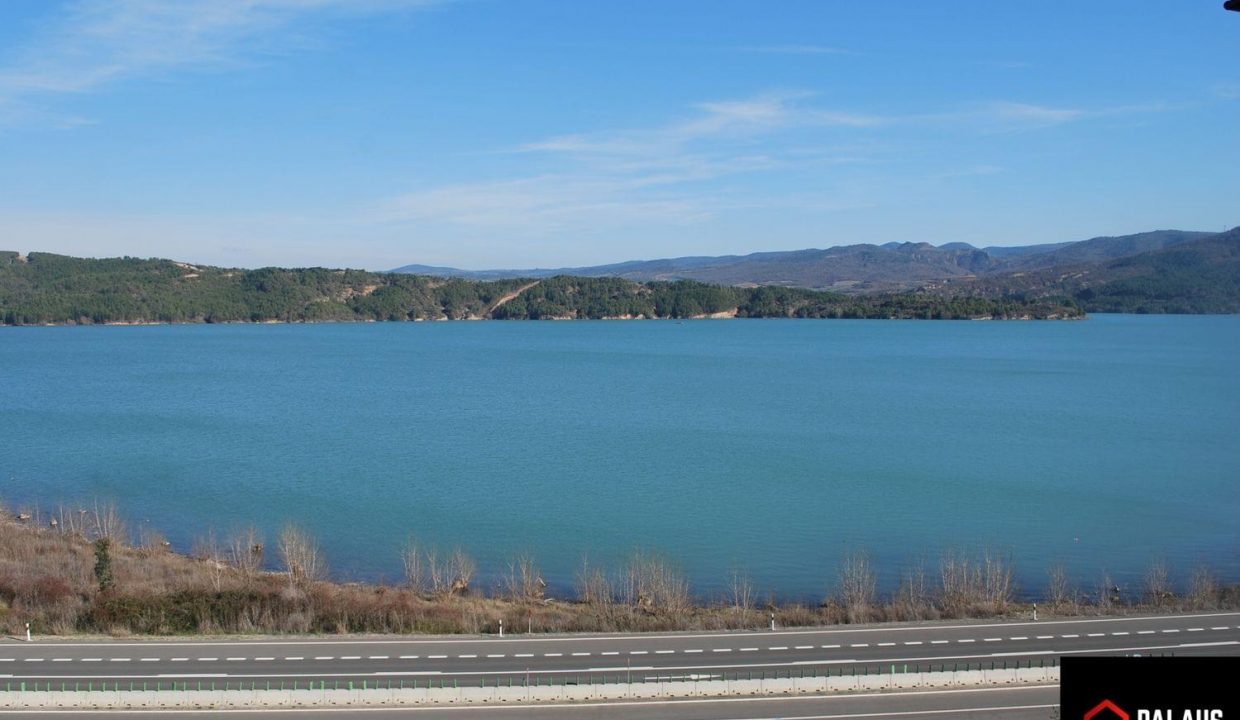Promoción Lago de Barasona, Prepirineo Aragones, obra nueva en Lago de Barasona (Revista)