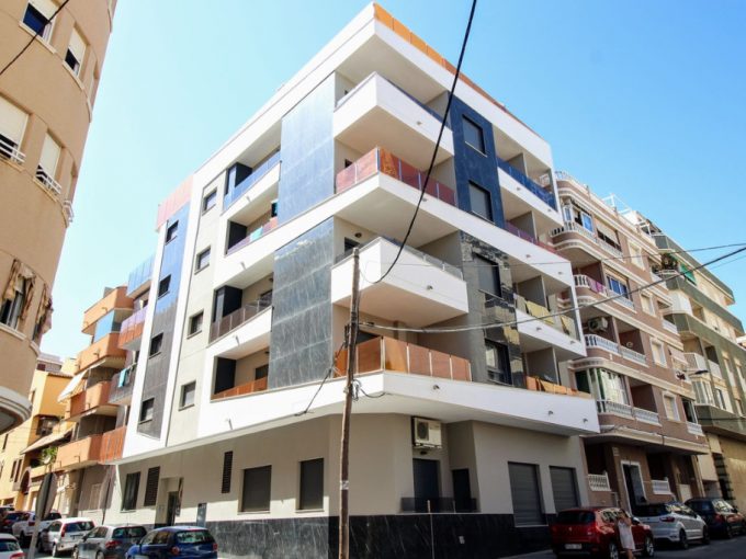 Promoción Alegria XV, obra nueva en Torrevieja (Revista)