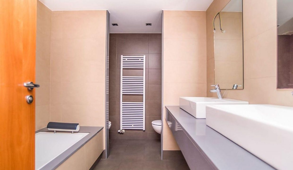 Promoción Illa del Golf, obra nueva en Reus (Revista)