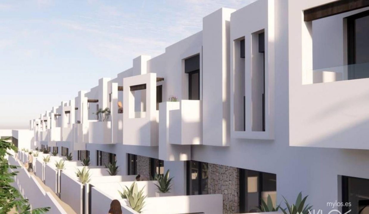 Promoción Mylos, obra nueva en Níjar (Revista)