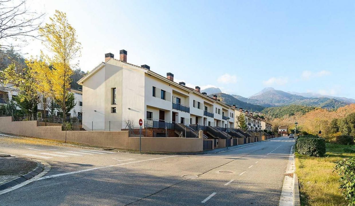 Promoción Can Pons, obra nueva en Arbúcies (Revista)